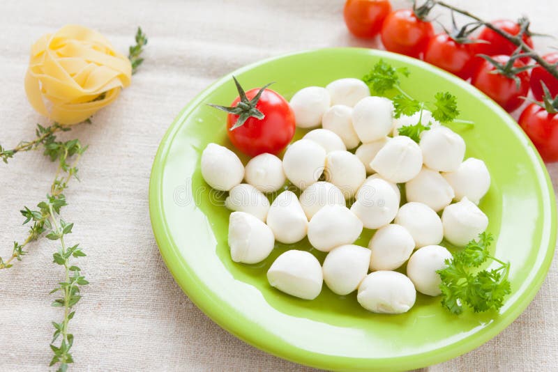 Сыр шариками