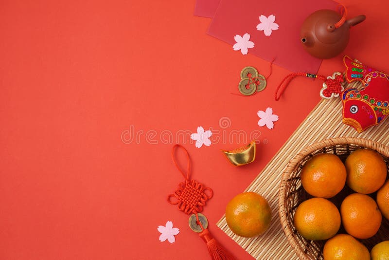 与传统装饰的农历新年背景的spr 库存图片 图片包括有春天 庆祝 时运 橙色 开花 符号 与传统装饰的农历新年背景的spr 库存图片 图片包括有春天 庆祝 时运 橙色 开花 符号