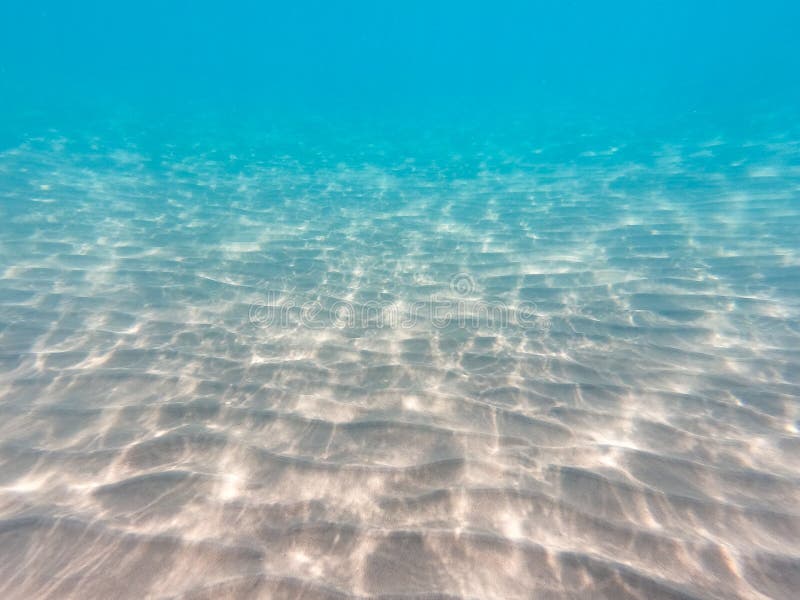 与含沙海底的水下的背景海和海洋水的美好的纹理纯净的水纹理库存图片 图片包括有本质 结算 与含沙海底的水下的背景海和海洋水的美好的纹理纯净的水纹理库存图片 图片包括有本质 结算