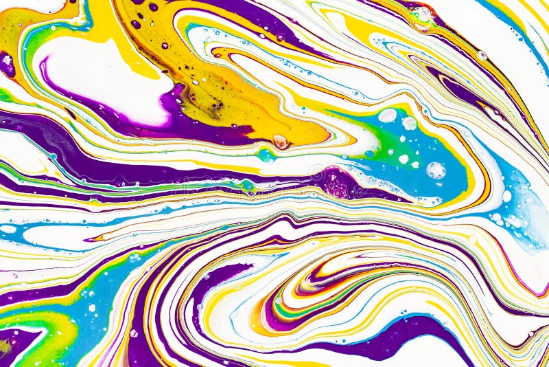 丙烯酸类涂料波浪摘要背景彩虹大理石纹理油漆液流彩色壁纸创意库存图片 图片包括有石油 有机