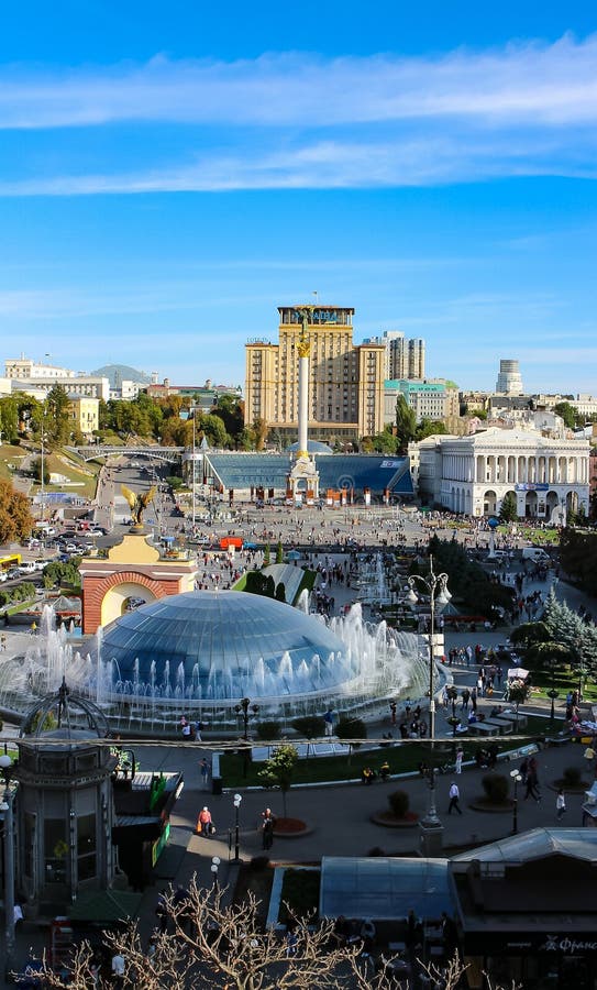 ä¹Œå…‹å…°åŸºè¾…ç‹¬ç«‹å¹¿åœºçš„ç©ºä¸­æ™¯è§‚ç¼–è¾'ç±»ç…§ç‰‡ å›¾ç‰‡åŒ…æ‹¬æœ‰éƒ½å¸‚é£Žæ™¯ æ‹±é