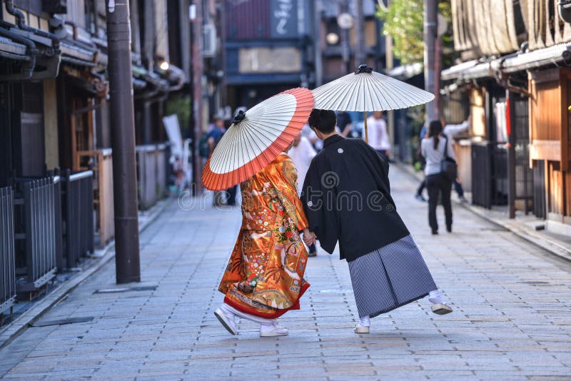 Jidai Matsuri的人穿的传统日本服装编辑类库存图片 图片包括有拱道 日语 富士 广岛 Jidai Matsuri的人穿的传统日本服装编辑类库存图片 图片包括有拱道 日语 富士 广岛