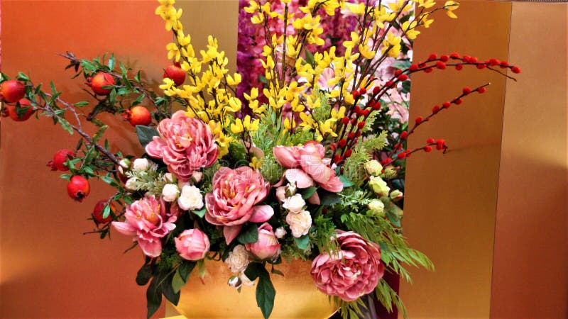 在亭子 吉隆坡马来西亚的农历新年装饰红色花库存图片 图片包括有汉语 红色 亭子 灯笼 新建 在亭子 吉隆坡马来西亚的农历新年装饰红色花库存图片 图片包括有汉语 红色 亭子 灯笼 新建