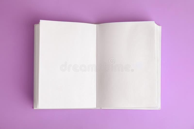 在紫色背景上打开空白页的书库存图片 图片包括有业余爱好 小册子 空白的 商业 投资组合 在紫色背景上打开空白页的书库存图片 图片包括有业余爱好 小册子 空白的 商业 投资组合