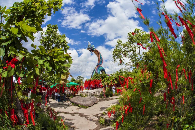大菩萨wat Phu Manorom莫拉限市泰国登上的菩萨库存照片 图片包括有 大菩萨wat Phu Manorom莫拉限市泰国登上的菩萨库存照片 图片包括有
