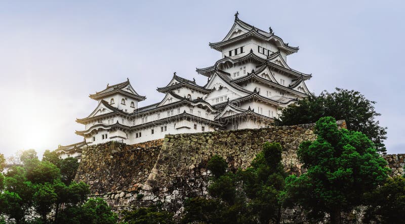 日本姬路市白鹭城库存照片 图片包括有布琼布拉 文化 日语 历史 武士 地标 空白 蓝色