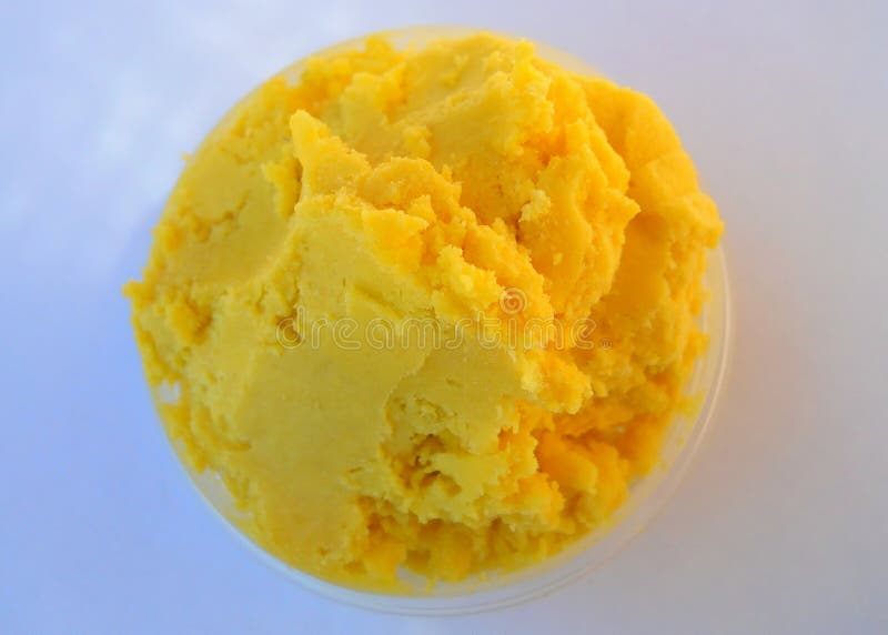 黄牛油库存照片 图片包括有润湿 润肤霜 精炼 乳脂状 关心 化妆用品 本质 黄油 黄牛油库存照片 图片包括有润湿 润肤霜 精炼 乳脂状 关心 化妆用品 本质 黄油