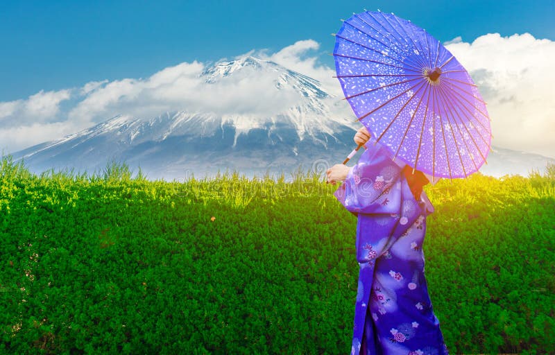 日本樱花春富士山库存图片 图片包括有红色 黎明 横向 日语 绽放 富士 游人 女衬衫 日本樱花春富士山库存图片 图片包括有红色 黎明 横向 日语 绽放 富士 游人 女衬衫