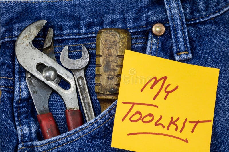 小工具箱库存照片 图片包括有对象 背包 工具箱 查出 事情 空白 孤立 有用 工具套件 小工具箱库存照片 图片包括有对象 背包 工具箱 查出 事情 空白 孤立 有用 工具套件