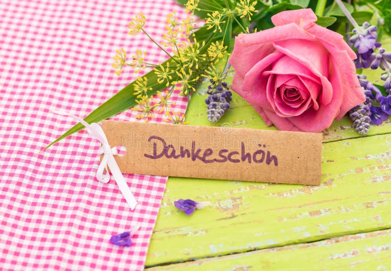 与德国词 Danke手段的卡片感谢您和浪漫桃红色玫瑰花库存图片 图片包括有 与德国词 Danke手段的卡片感谢您和浪漫桃红色玫瑰花库存图片 图片包括有