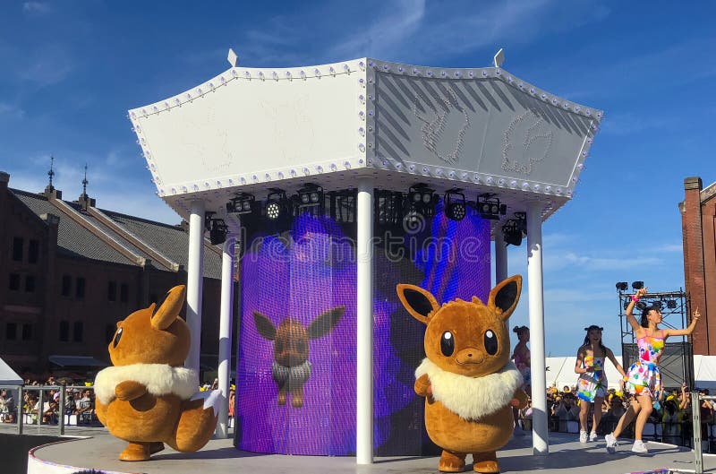 Pokemon去事件mewtwo在日本事件的pokemon教练员catched的袭击上司球员的发行传奇pokemon能捉住编辑类照片 图片包括有设备 韩文