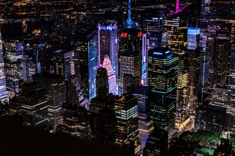 纽约城上夜景编辑类库存照片 图片包括有高度 月光 时钟 街道 布莱恩 布莱恩特 全景 纽约城上夜景编辑类库存照片 图片包括有高度 月光 时钟 街道 布莱恩 布莱恩特 全景