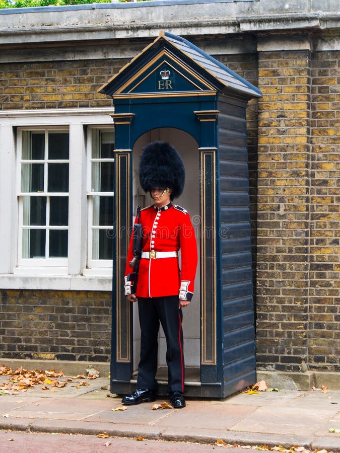 英国卫兵 英国皇家卫兵 英国 英国皇室卫兵 Www Dingjisc Com 英国卫兵 英国皇家卫兵 英国 英国皇室卫兵 Www Dingjisc Com