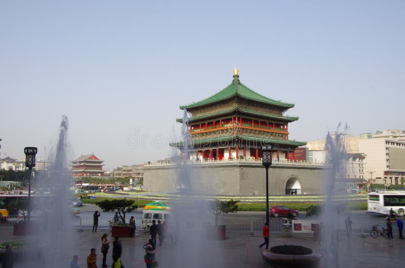 西安钟楼鼓楼 古建筑的精彩作品编辑类库存照片 图片包括有摄影 使徒 晚上 红色 创新 聚会所