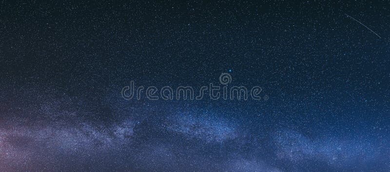 银河真彩夜空星天然星空背景全景经典库存图片 图片包括有实际 飘渺 满天星斗 颜色 照亮