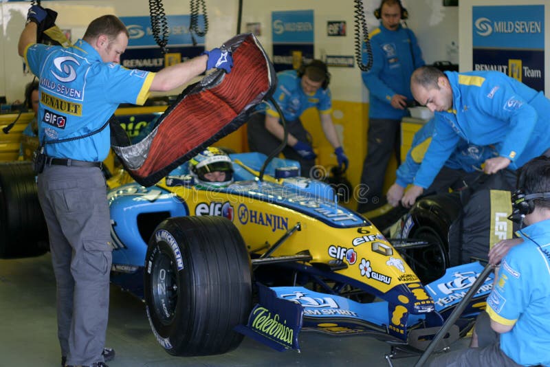 Renault F1 Team, Formula1 2005 Season. Private test at Jerez de la Frontera Circuit, Spain, February 2005. Renault F1 Team, Formula1 2005 Season. Private test at Jerez de la Frontera Circuit, Spain, February 2005.