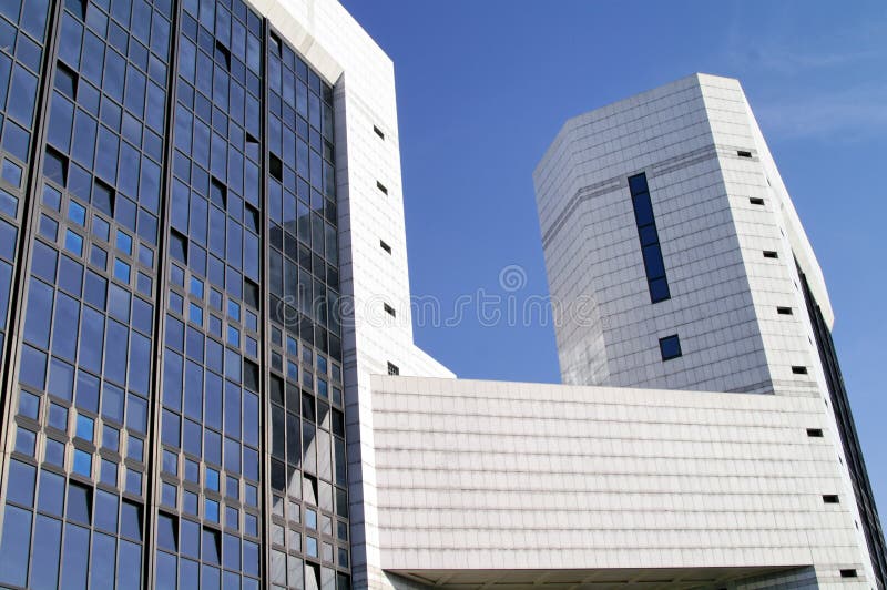 1 σύγχρονο γραφείο κτηρίου στοκ εικόνες 1 σύγχρονο γραφείο κτηρίου στοκ εικόνες