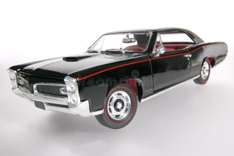 1966 Pontiac GTO metal scale toy car wideangel 2