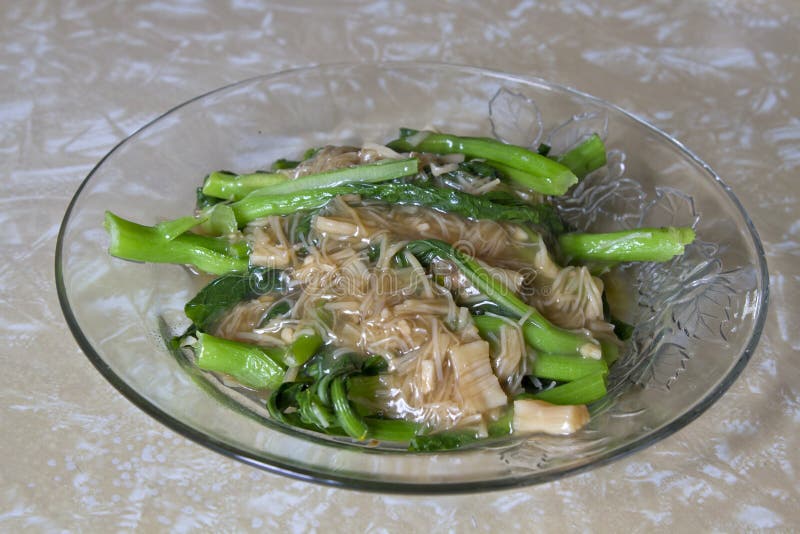 Chinese Green Vegetable with Dried Scallops Sauce 2. Chinese Green Vegetable with Dried Scallops Sauce 2