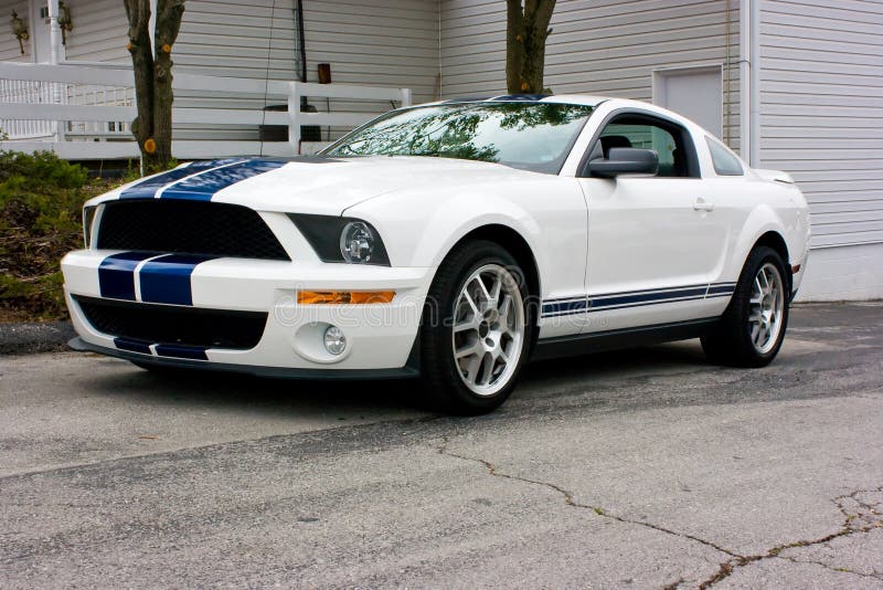  Ford Mustang GT Plata