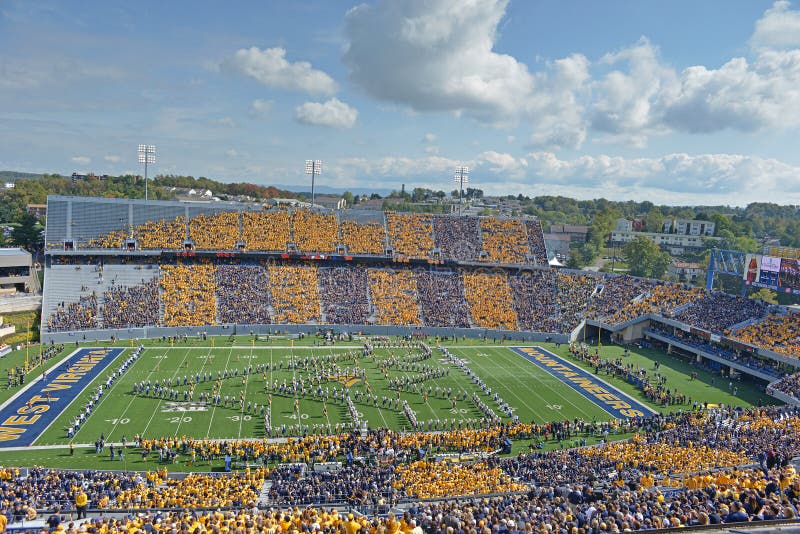 Jogo De Futebol Da Faculdade De Texas Longhorns Imagem Editorial - Imagem  de panorama, bandeira: 35289425