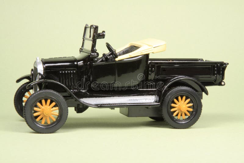 1920 Ford Model T, 1:43 scale from Tins' Toys. 1920 Ford Model T, 1:43 scale from Tins' Toys