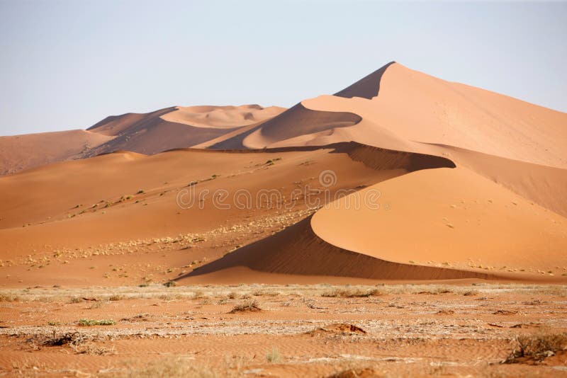 2个沙丘沙子