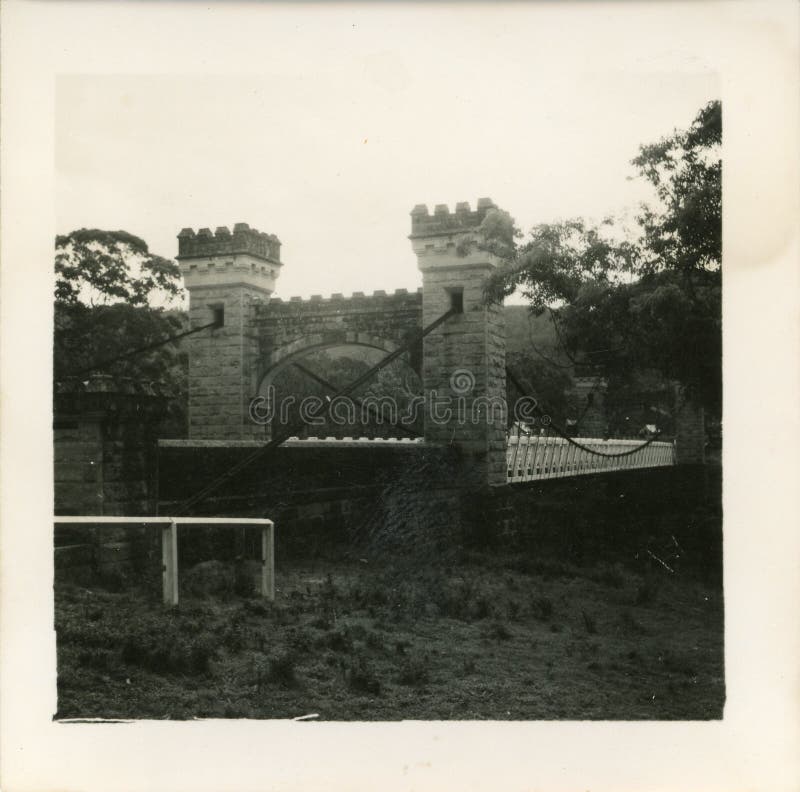 3. Hampden Bridge, Kangaroo Valley, NSW 2 Picture. Image 222358621