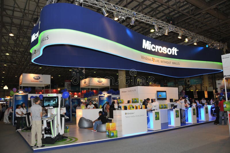 7 Windows περίπτερων της Microsoft gitex του 2009 στοκ εικόνα 7 Windows περίπτερων της Microsoft gitex του 2009 στοκ εικόνα