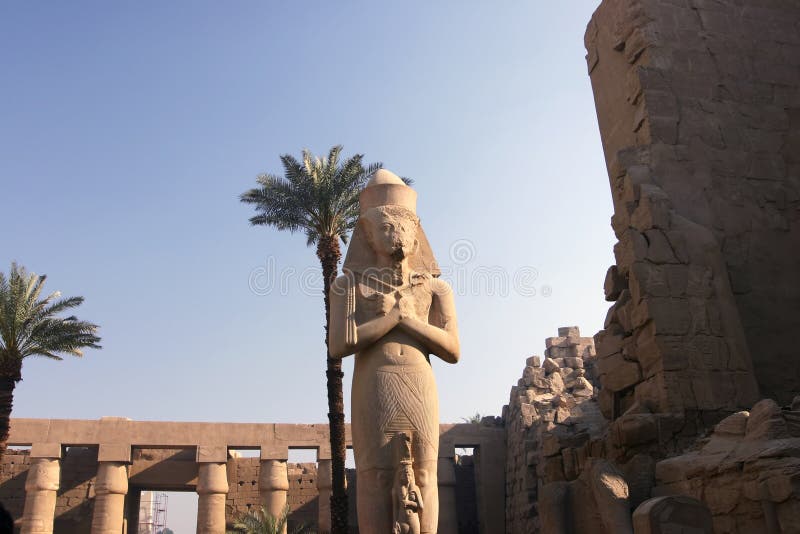 86 Colossus of Ramses II