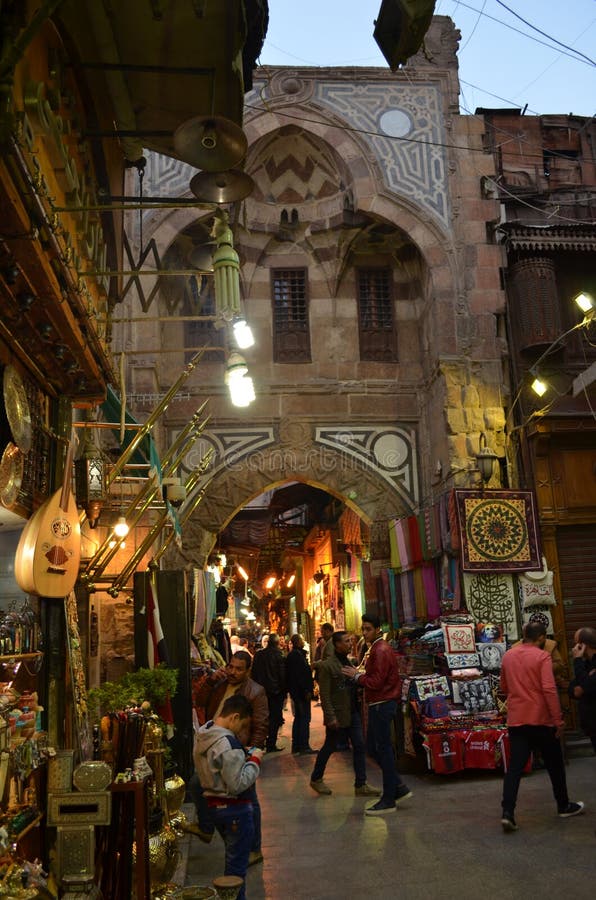 Aangestoken Straatbazaar en Opslag in Kaïro, Egypte royalty-vrije stock foto's Aangestoken Straatbazaar en Opslag in Kaïro, Egypte royalty-vrije stock foto's