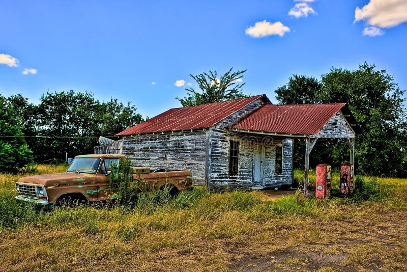 Abandoned Gas Station and Abandoned Ford Pick Up North Zulch Tex stock images Abandoned Gas Station and Abandoned Ford Pick Up North Zulch Tex stock images