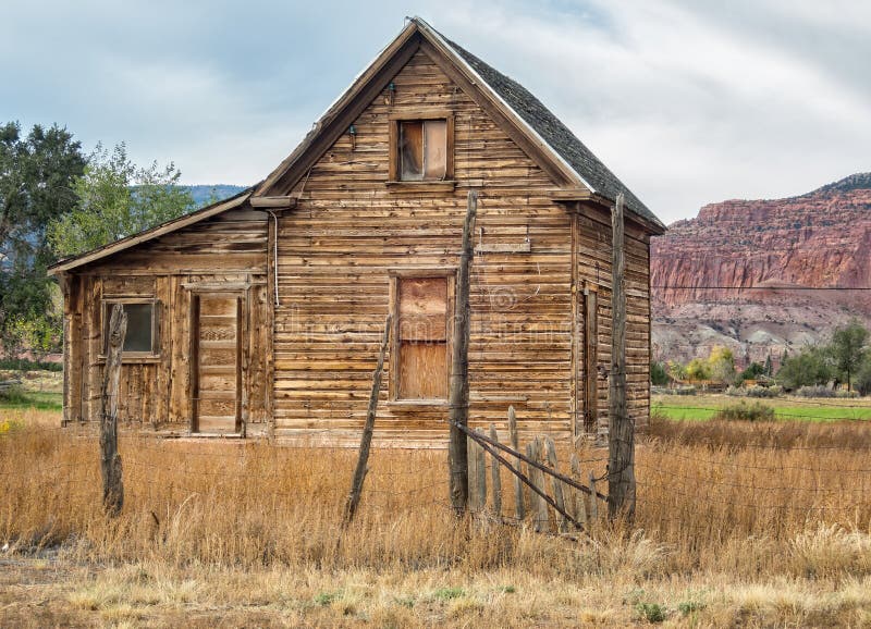 Abandoned home, Torrey, Utah