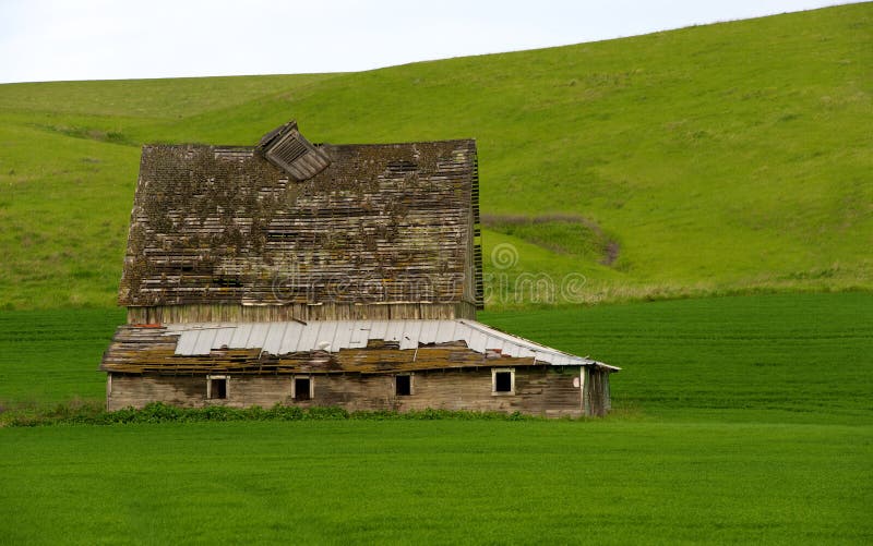 Abandoned wooden barn