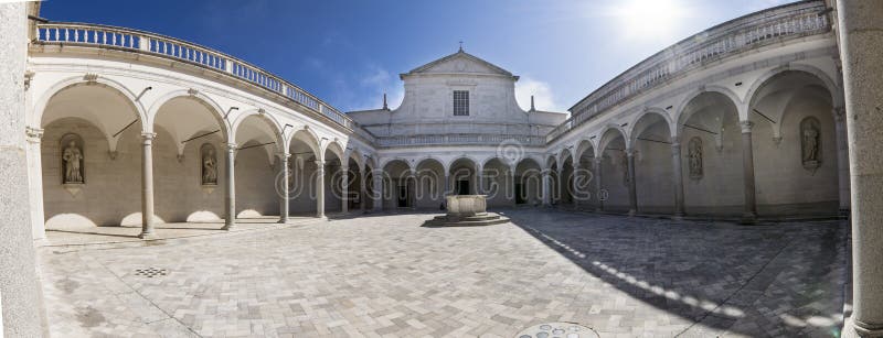 Abbazia di Montecassino fotografia stock libera da diritti Abbazia di Montecassino fotografia stock libera da diritti