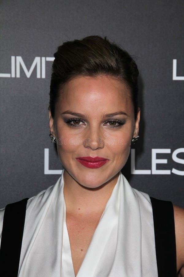 Abbie Cornish at the "Limitless" Los Angeles Special Screening, Arclight Theaters, Hollywood, CA. 03-03-11