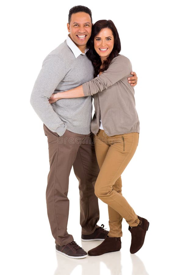 Coppia carina che si abbraccia immagine stock