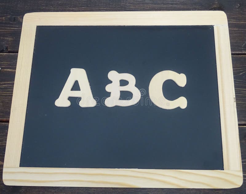  ABC-Buchstaben Auf Einer Tafel Stockbild - Bild von schule, rand: 108135409 