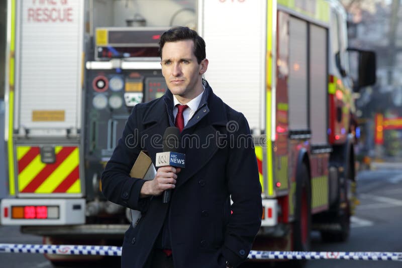 ABC News reporter zakrywa tragicznego incydent Rozelle fotografia royalty free ABC News reporter zakrywa tragicznego incydent Rozelle fotografia royalty free