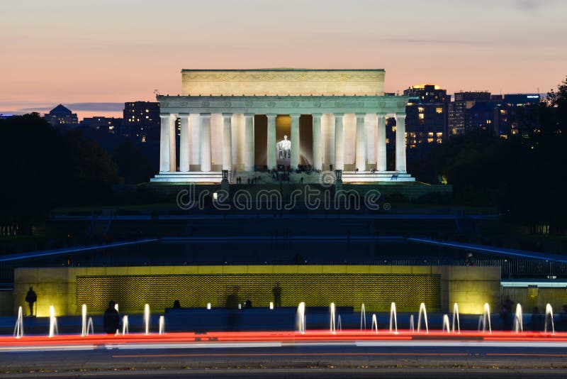 Abraham Lincoln Memorial na noite - Washington DC, EUA foto de stock Abraham Lincoln Memorial na noite - Washington DC, EUA foto de stock