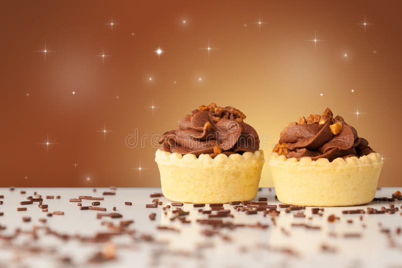 Abschluss oben eines köstlichen bunten gebackenen Kuchens mit Sternhintergrund lizenzfreie stockfotografie Abschluss oben eines köstlichen bunten gebackenen Kuchens mit Sternhintergrund lizenzfreie stockfotografie