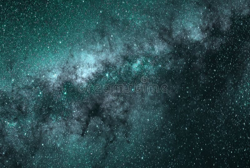 Bạn yêu thích sự bí ẩn của không gian và chòm sao? Với hình nền chòm sao xanh đầy mê hoặc này, bạn sẽ được tận hưởng cảm giác đó ngay trên màn hình điện thoại của mình!