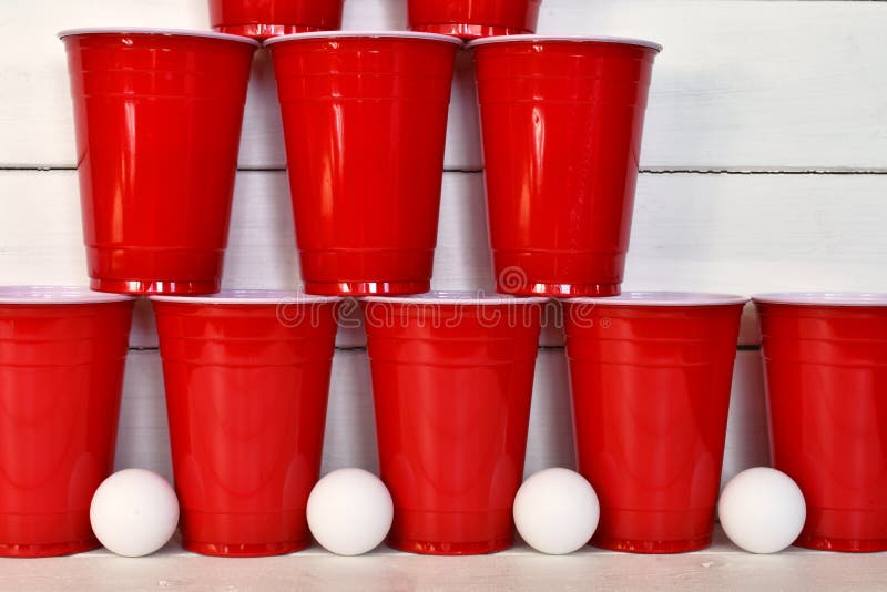 https://thumbs.dreamstime.com/b/abstract-image-several-red-solo-cups-lined-up-beer-pong-red-plastic-drinking-cups-110588381.jpg