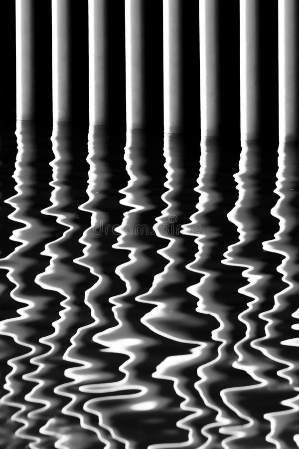 Abstracte waterbezinning royalty-vrije stock foto's Abstracte waterbezinning royalty-vrije stock foto's