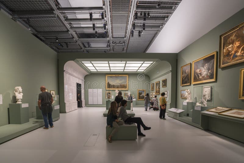 Abu Dhabi, Emirats Arabes Unis, le 4 janvier 2018 : Intérieur de photos libres de droits Abu Dhabi, Emirats Arabes Unis, le 4 janvier 2018 : Intérieur de photos libres de droits