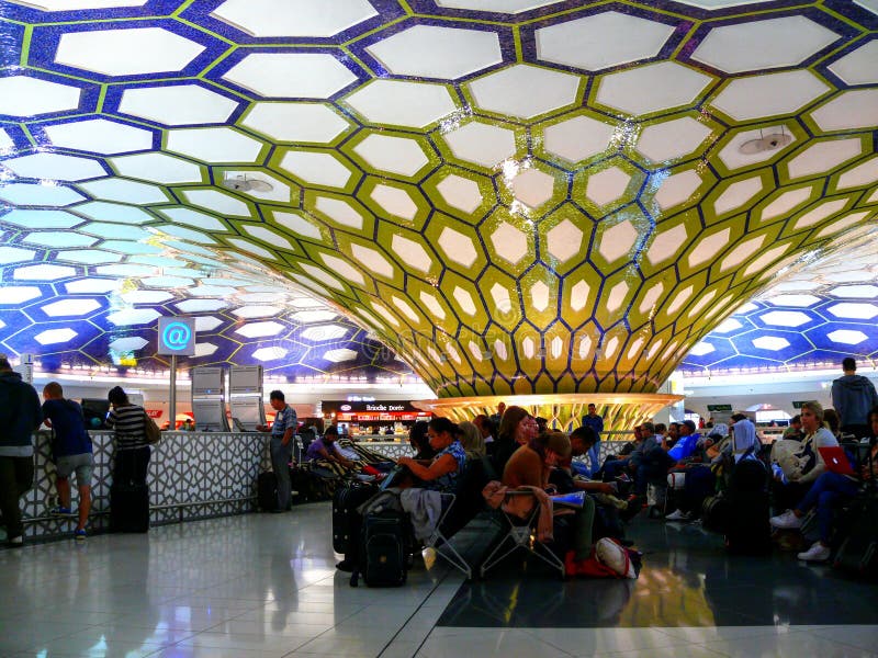 Abu Dhabi International Airport Editorial Photography - Image of arab,  dhabashy: 53276847