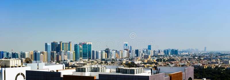 Abu Dhabi Zjednoczone Emiraty Arabskie, Styczeń, - 27, 2018: Panoramiczny vi zdjęcia stock Abu Dhabi Zjednoczone Emiraty Arabskie, Styczeń, - 27, 2018: Panoramiczny vi zdjęcia stock