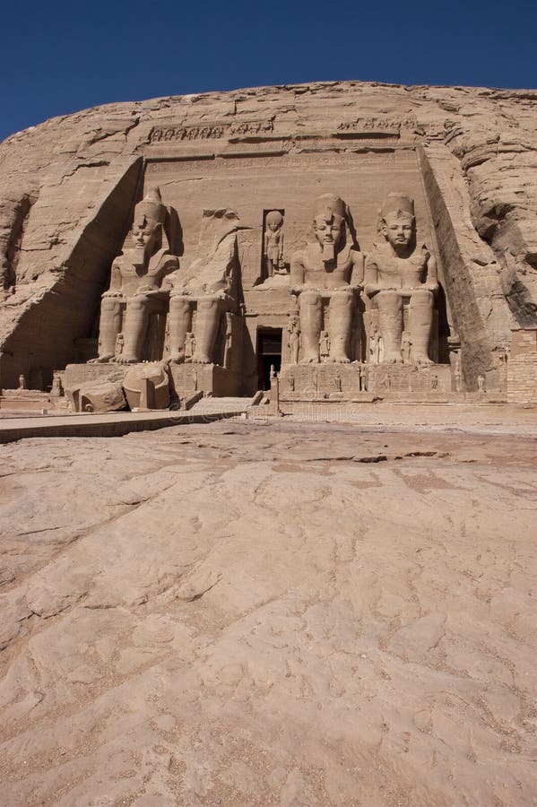 Abu Simbel, Egitto antico, corsa di vacanza fotografie stock libere da diritti Abu Simbel, Egitto antico, corsa di vacanza fotografie stock libere da diritti