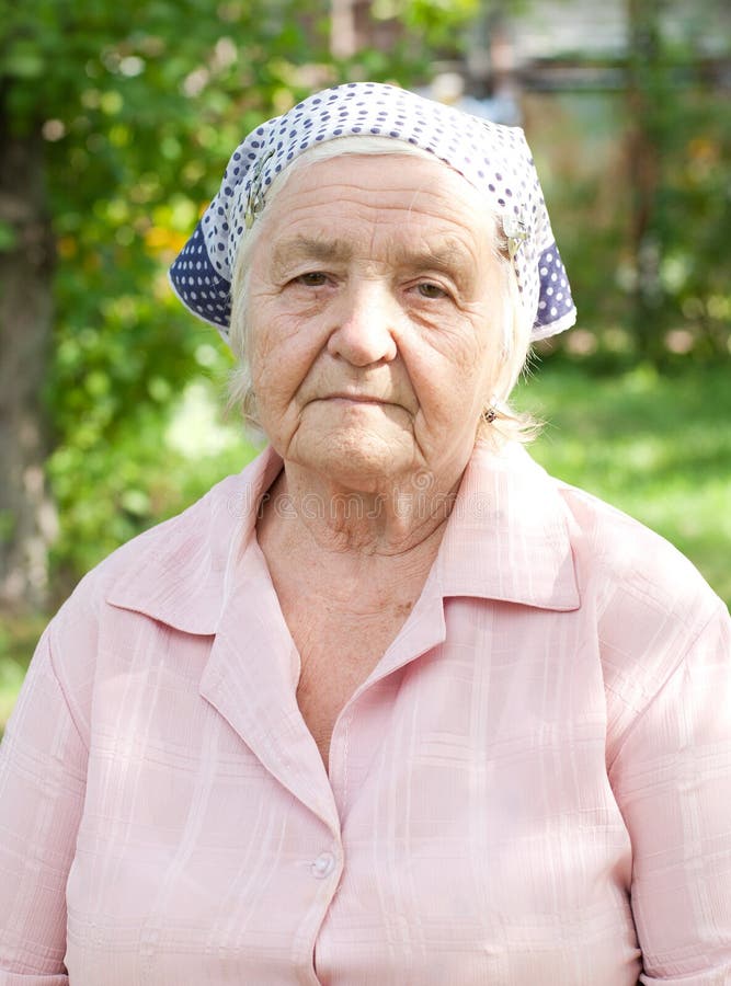 Abuela imagen de archivo. Imagen de abuela, padre, persona - 20124147
