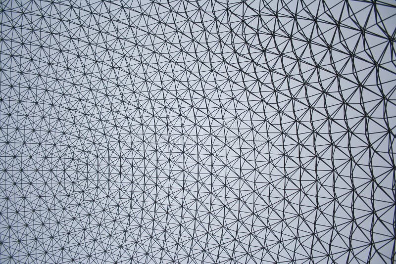 Abóbada Geodesic mais cheia de Buckminster imagens de stock Abóbada Geodesic mais cheia de Buckminster imagens de stock